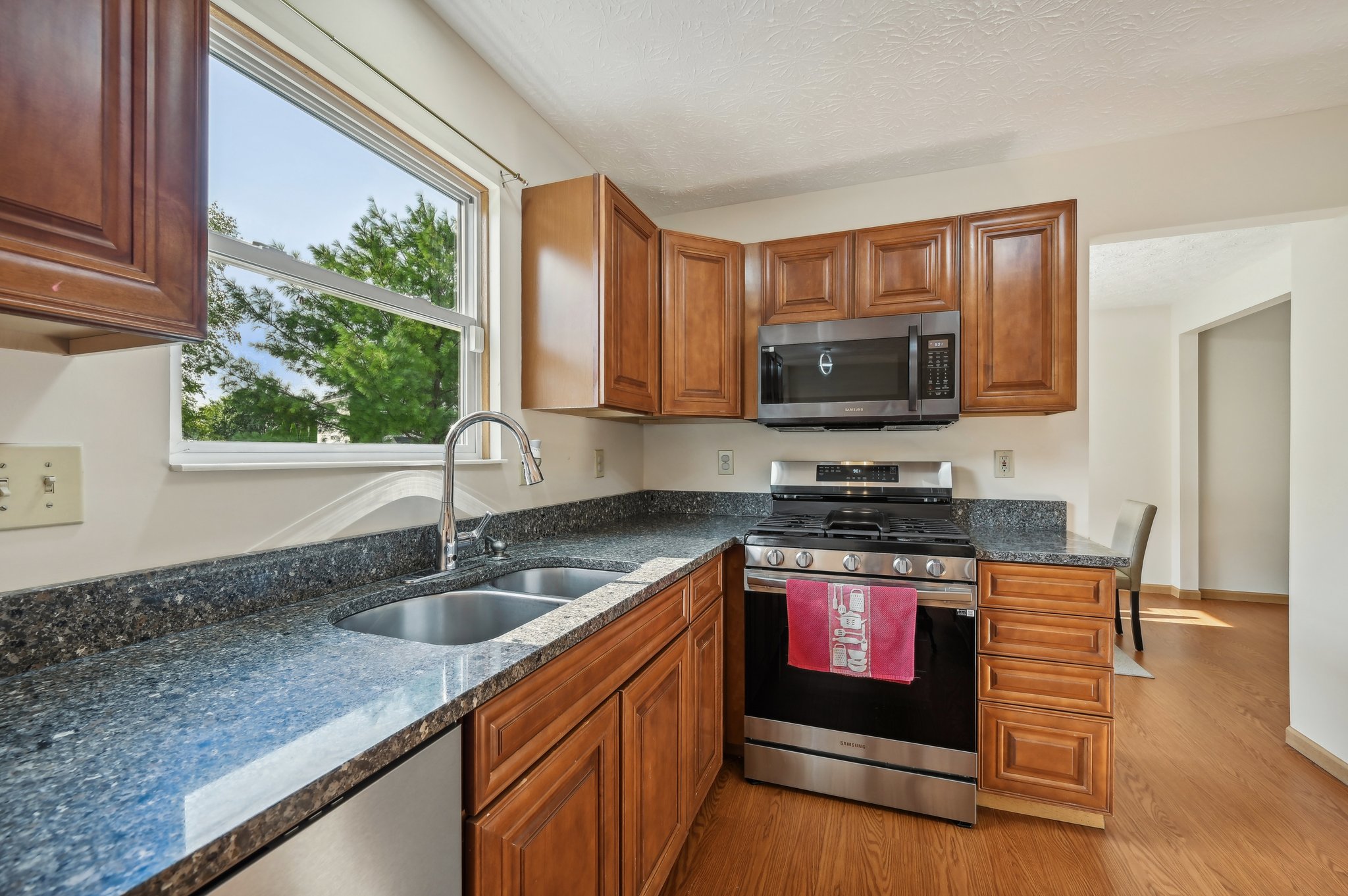 Hilmar Dr-017.jpg