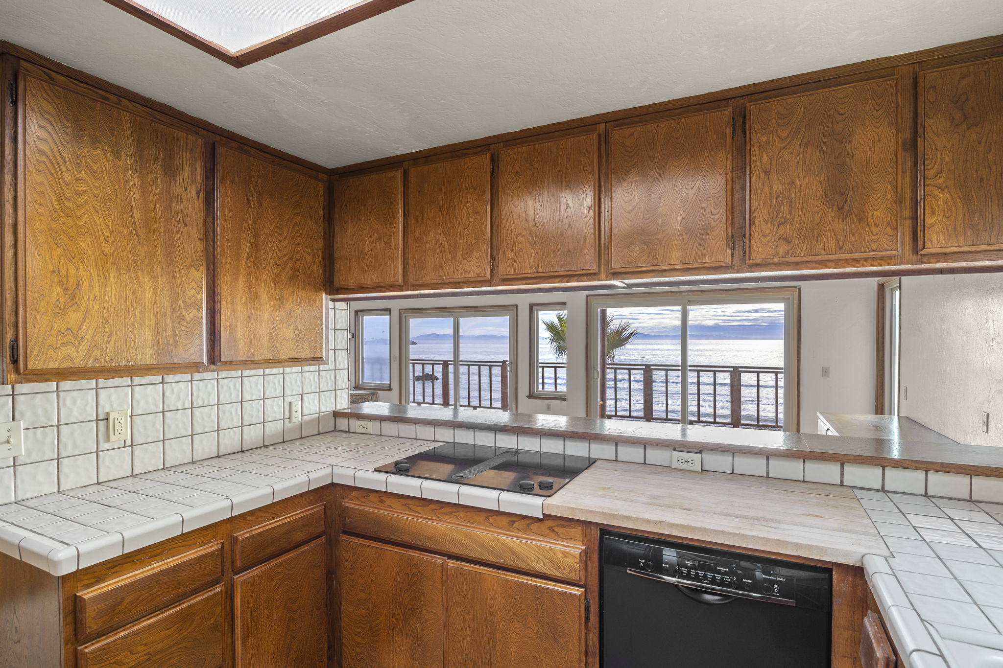 6726 Breakers Way, Ventura, CA 93001 Upmarket Media