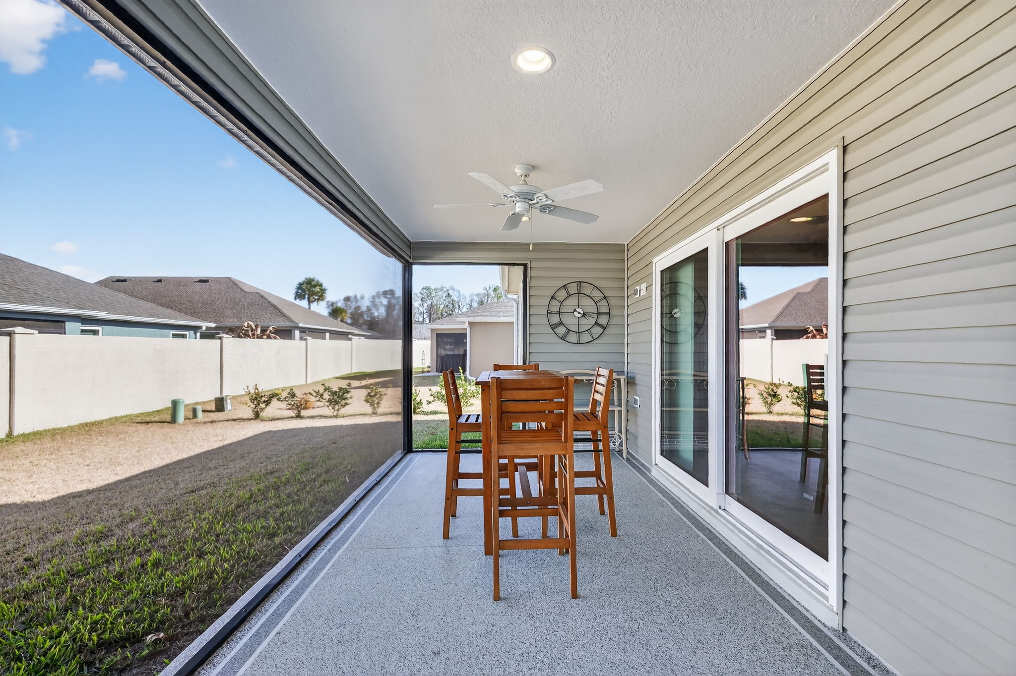 Lanai  with Rear Privacy Wall