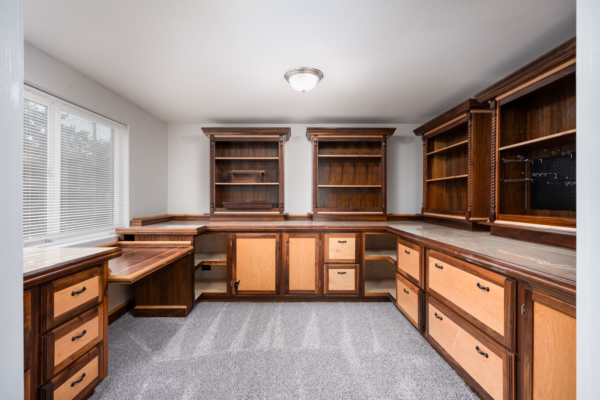 6729SMasonAve,Tacoma,WA98409-10