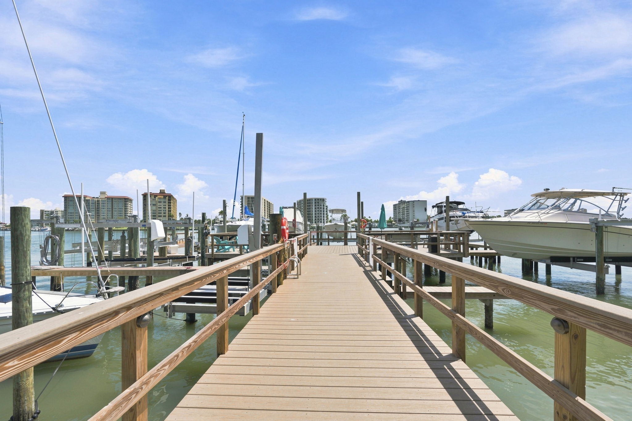Dock1