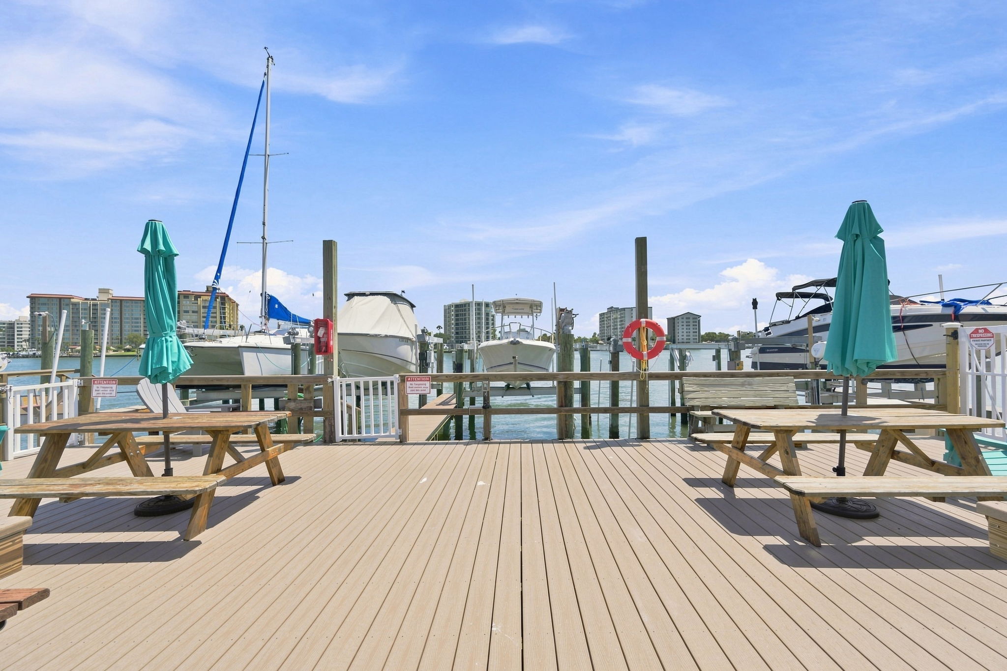 Dock2