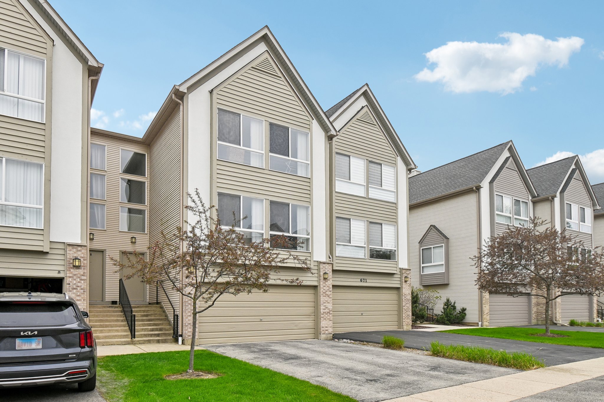 673 Fountainview Dr-S1405-004.jpg