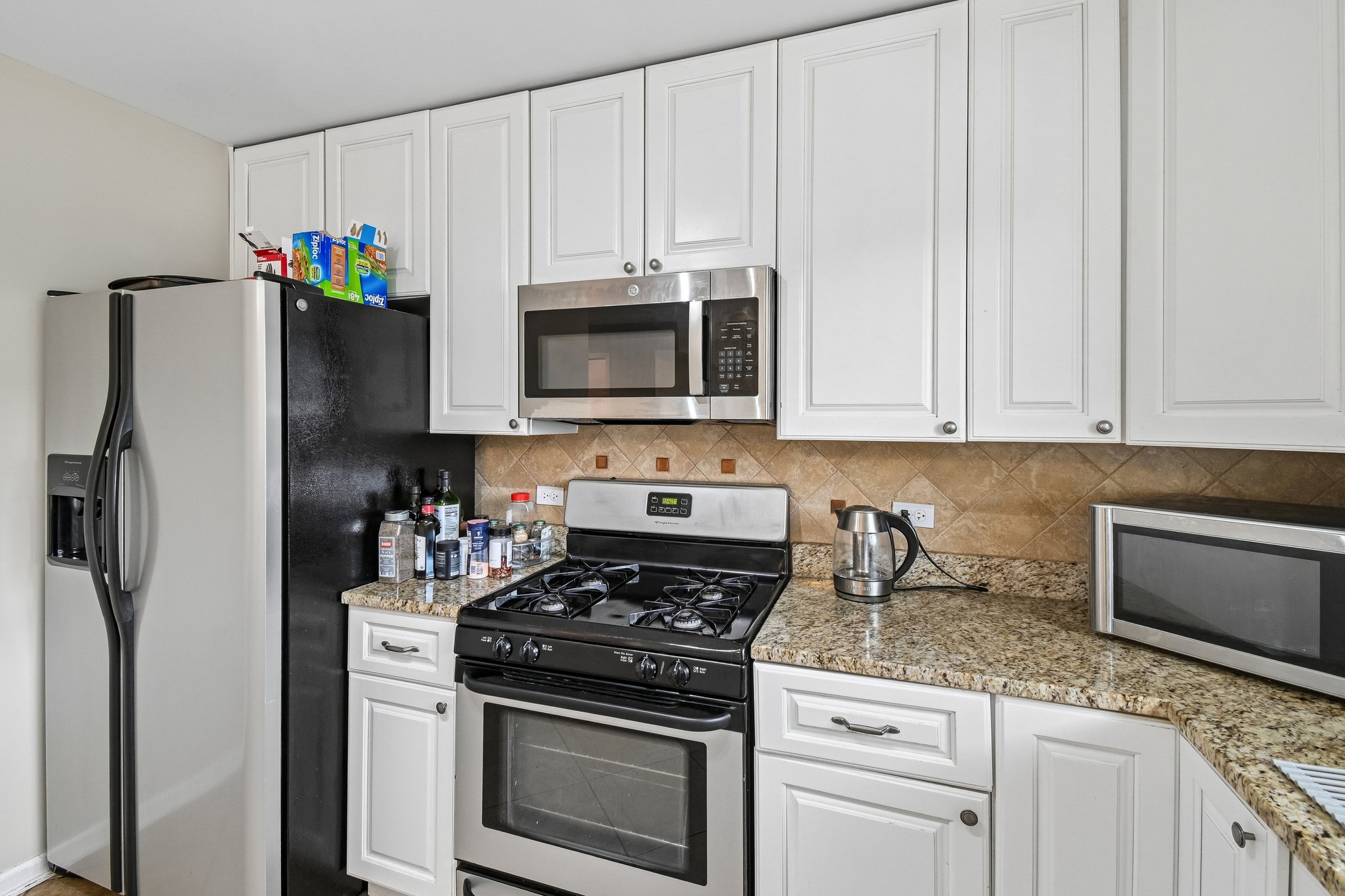 673 Fountainview Dr-S1405-020.jpg