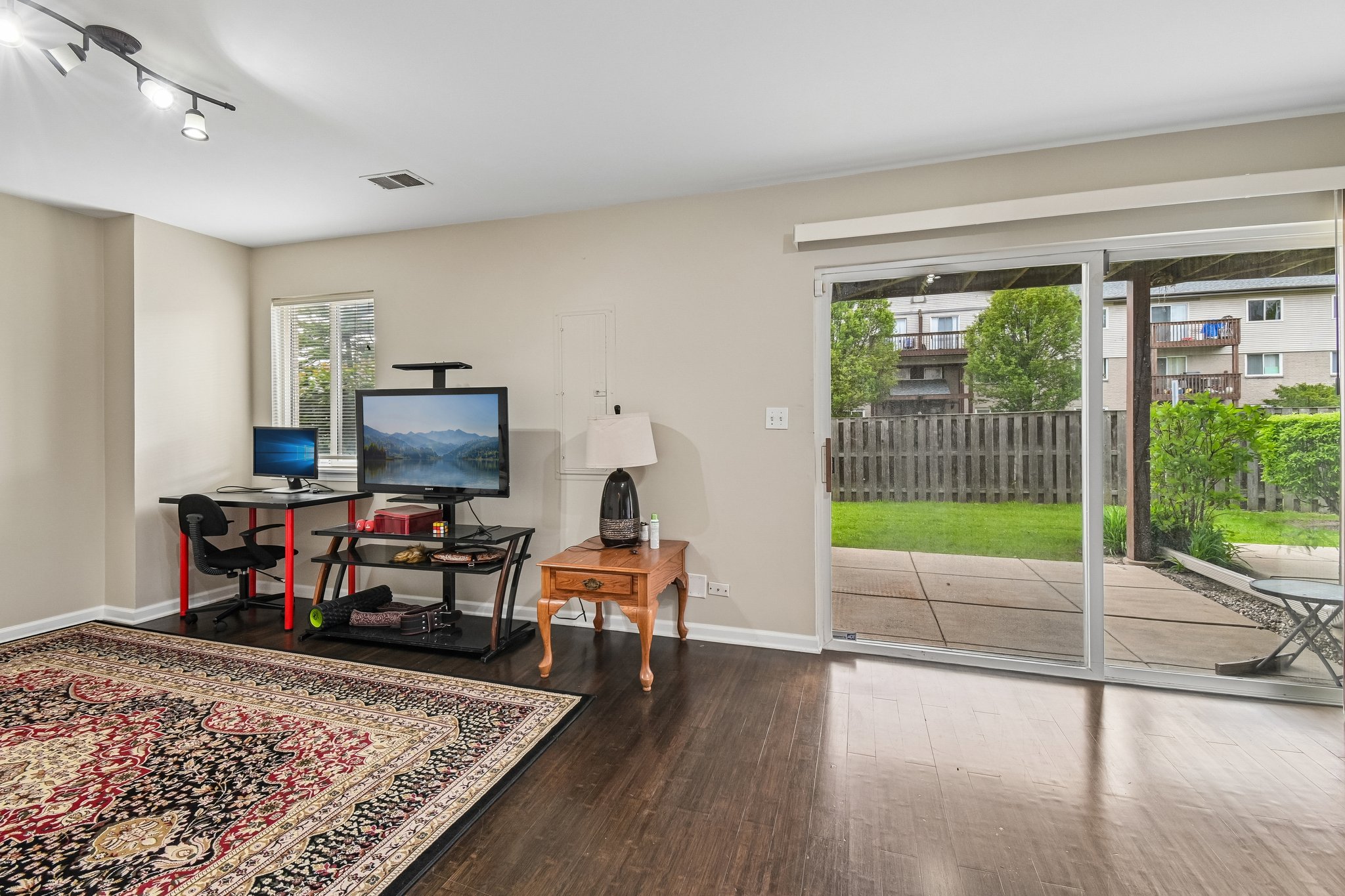 673 Fountainview Dr-S1405-024.jpg