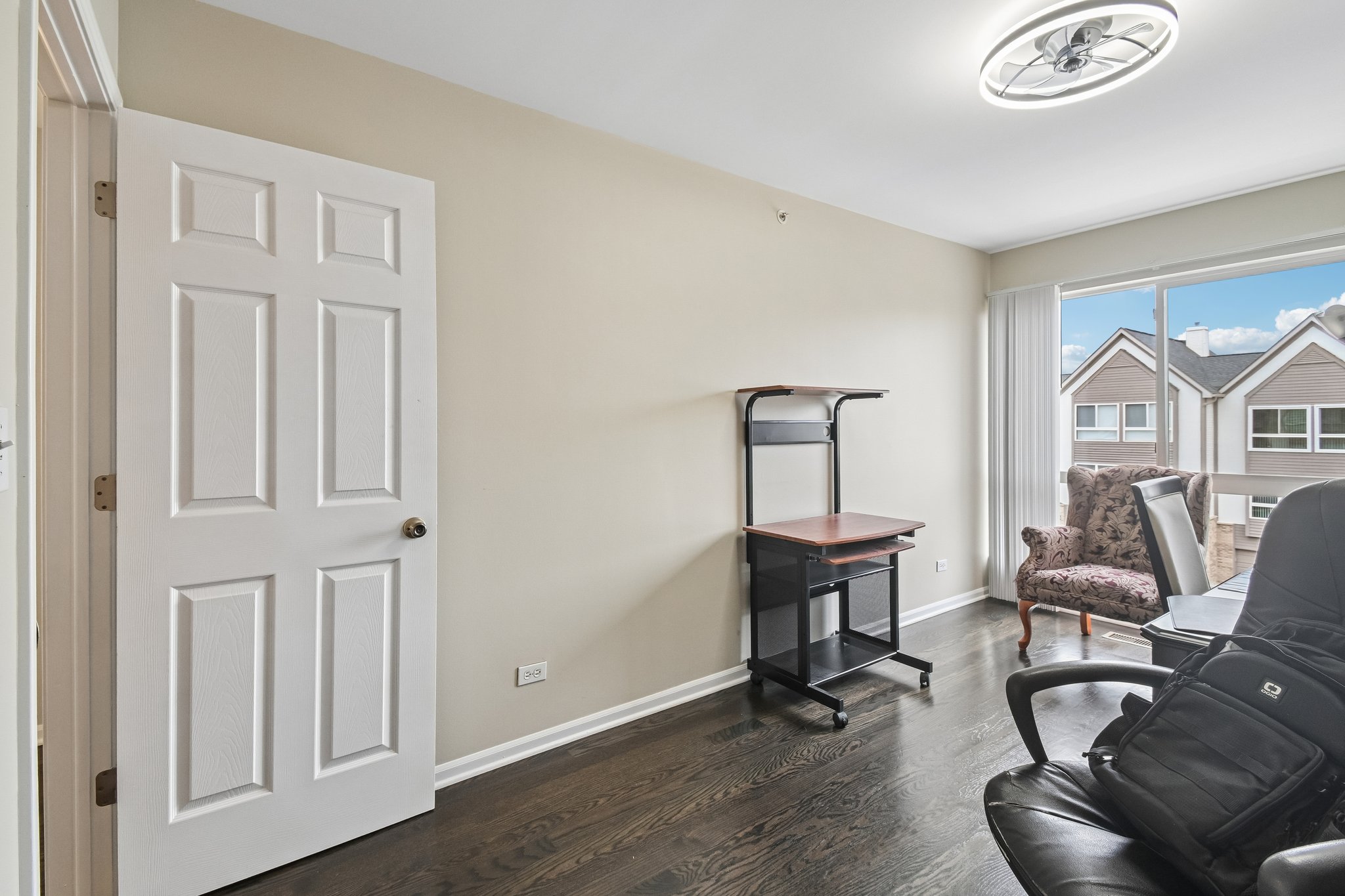 673 Fountainview Dr-S1405-044.jpg
