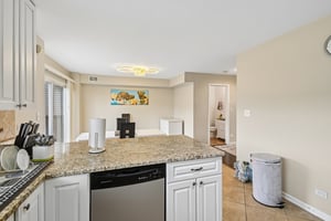 673 Fountainview Dr-S1405-019.jpg