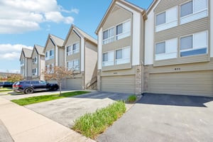 Fountainview Dr-S1605-003.jpg
