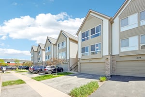 Fountainview Dr-S1605-005.jpg
