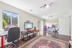 Fountainview Dr-S1605-018.jpg