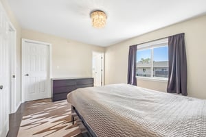 Fountainview Dr-S1605-036.jpg