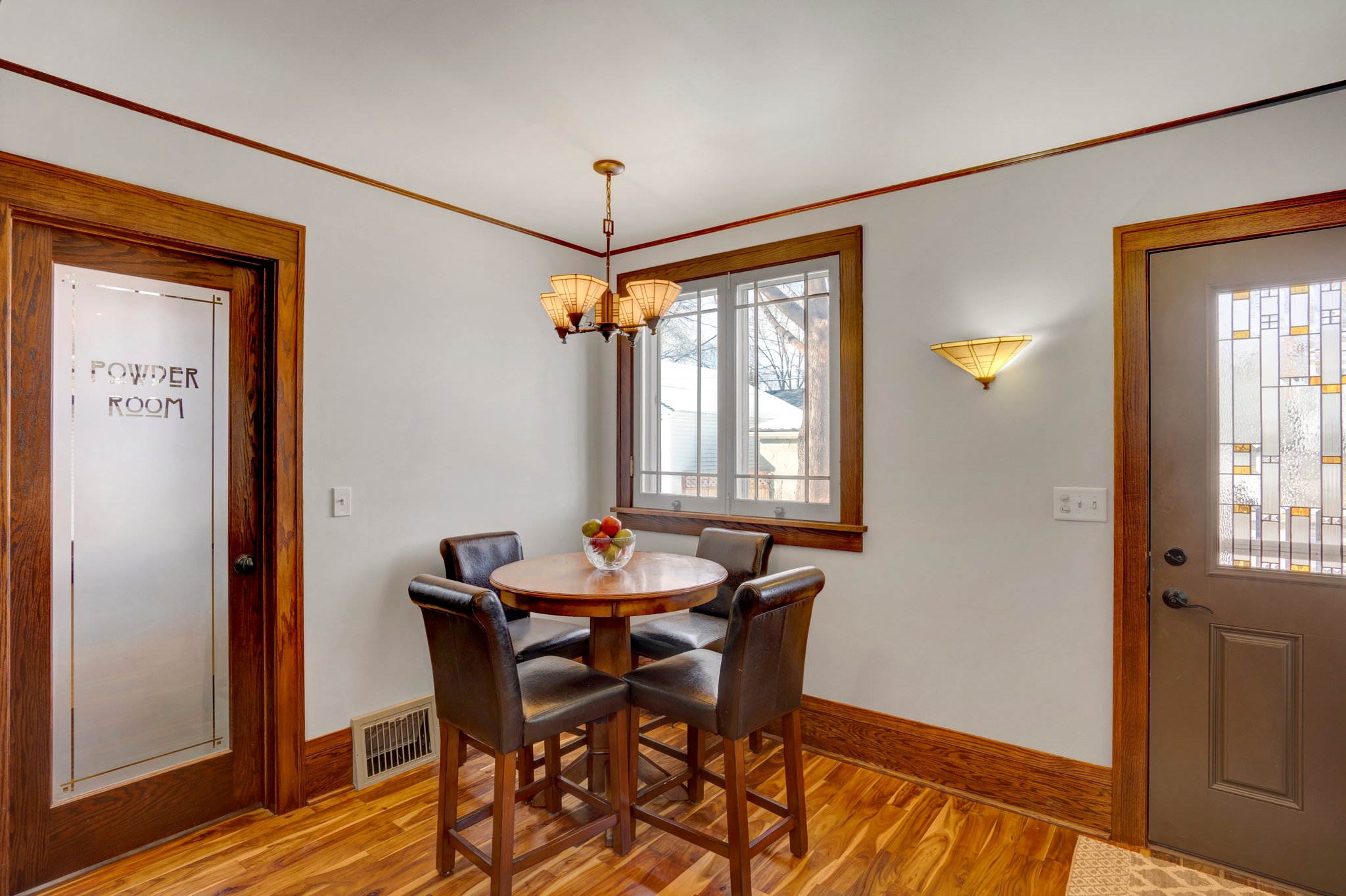 673 Nebraska Ave E, St Paul, MN 55106, USA Photo 16