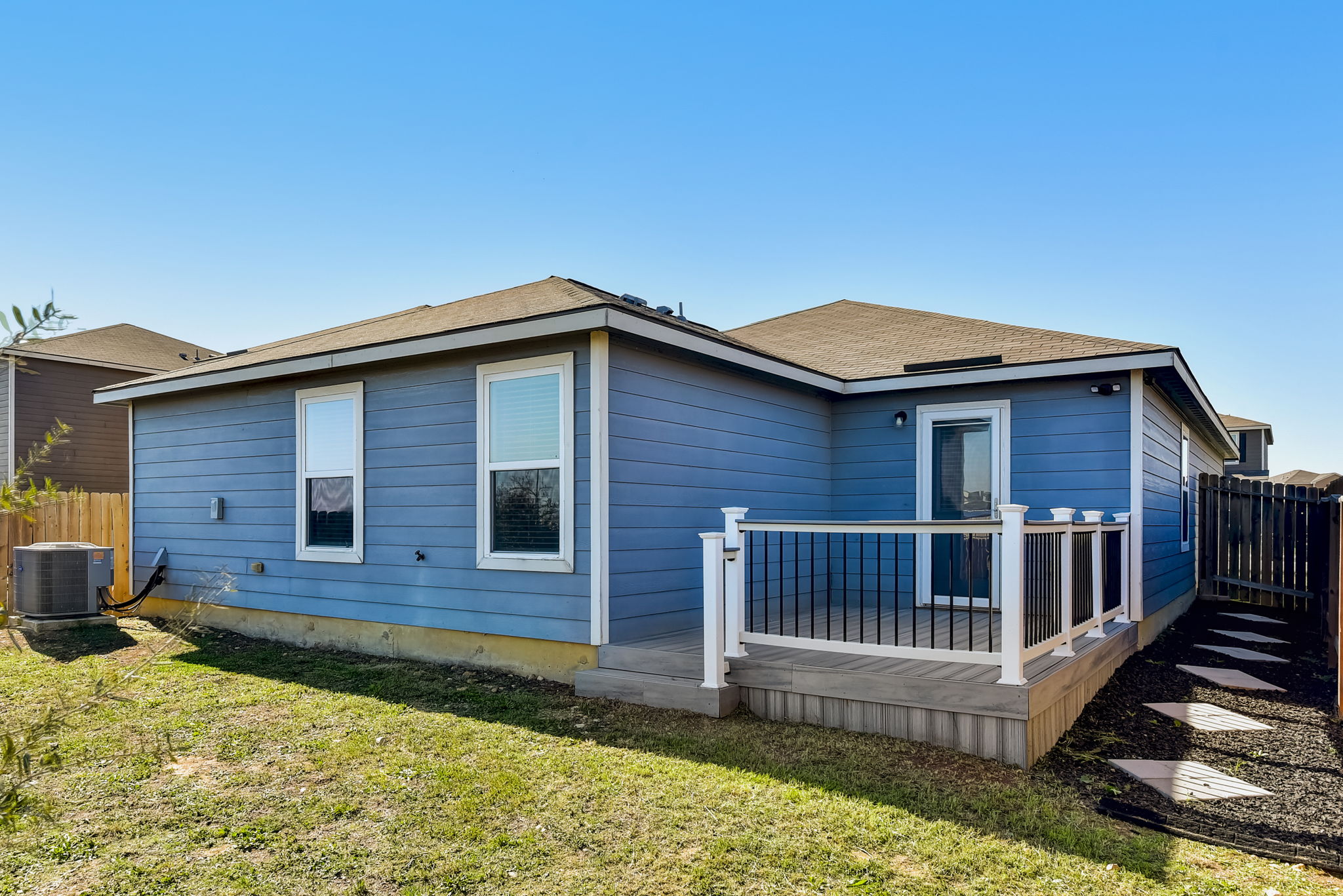 6730 Sabinal, San Antonio, TX 78252 ShowingTime+ Listing Media Services