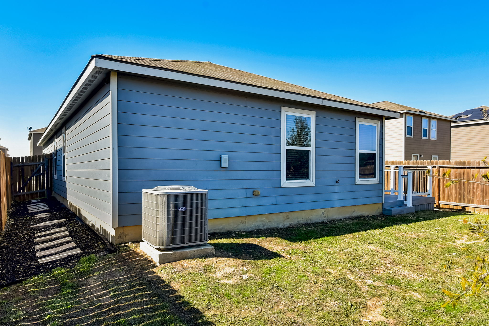 6730 Sabinal, San Antonio, TX 78252 ShowingTime+ Listing Media Services