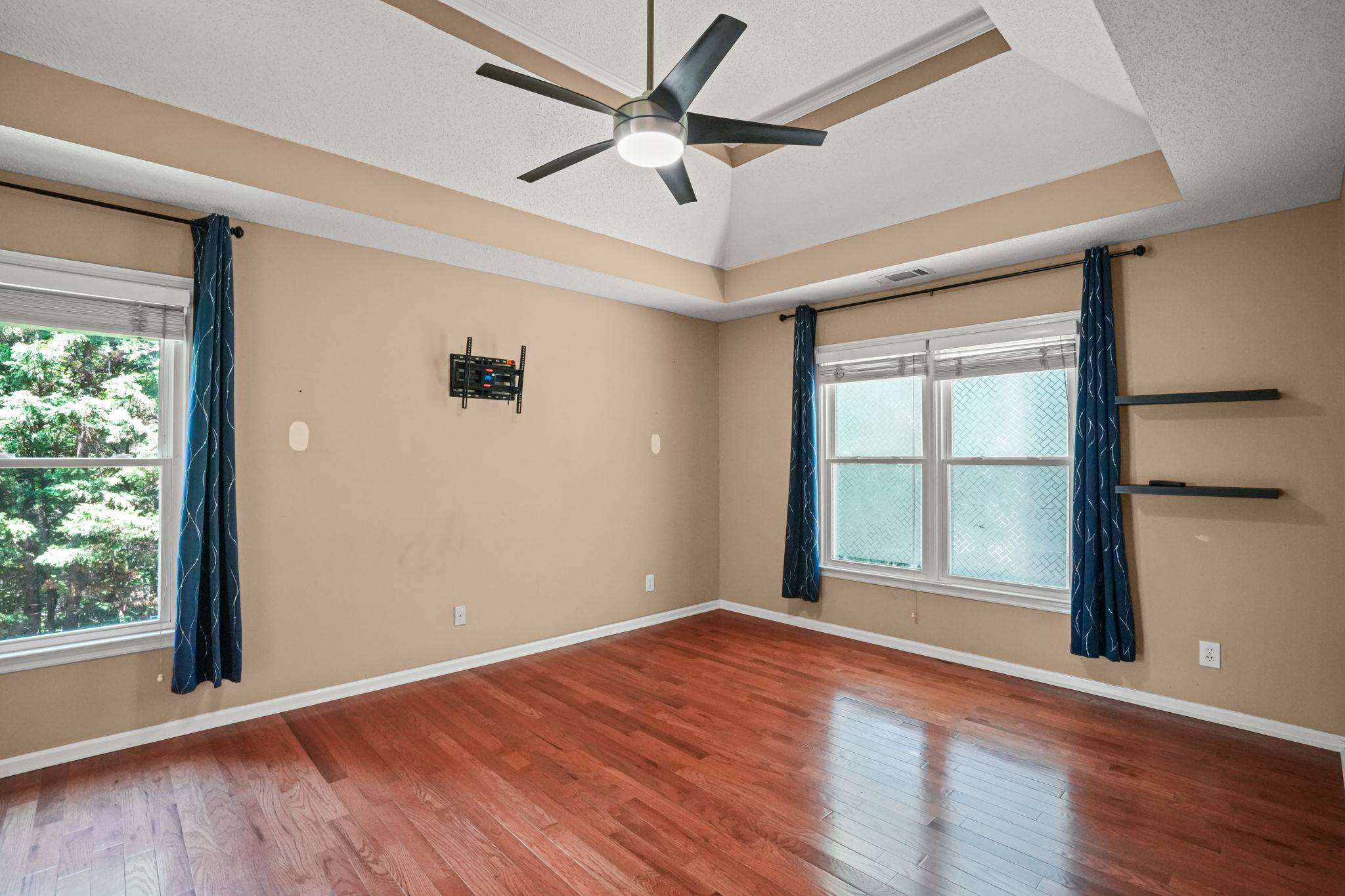 Enjoy lots of natural light in the primary!