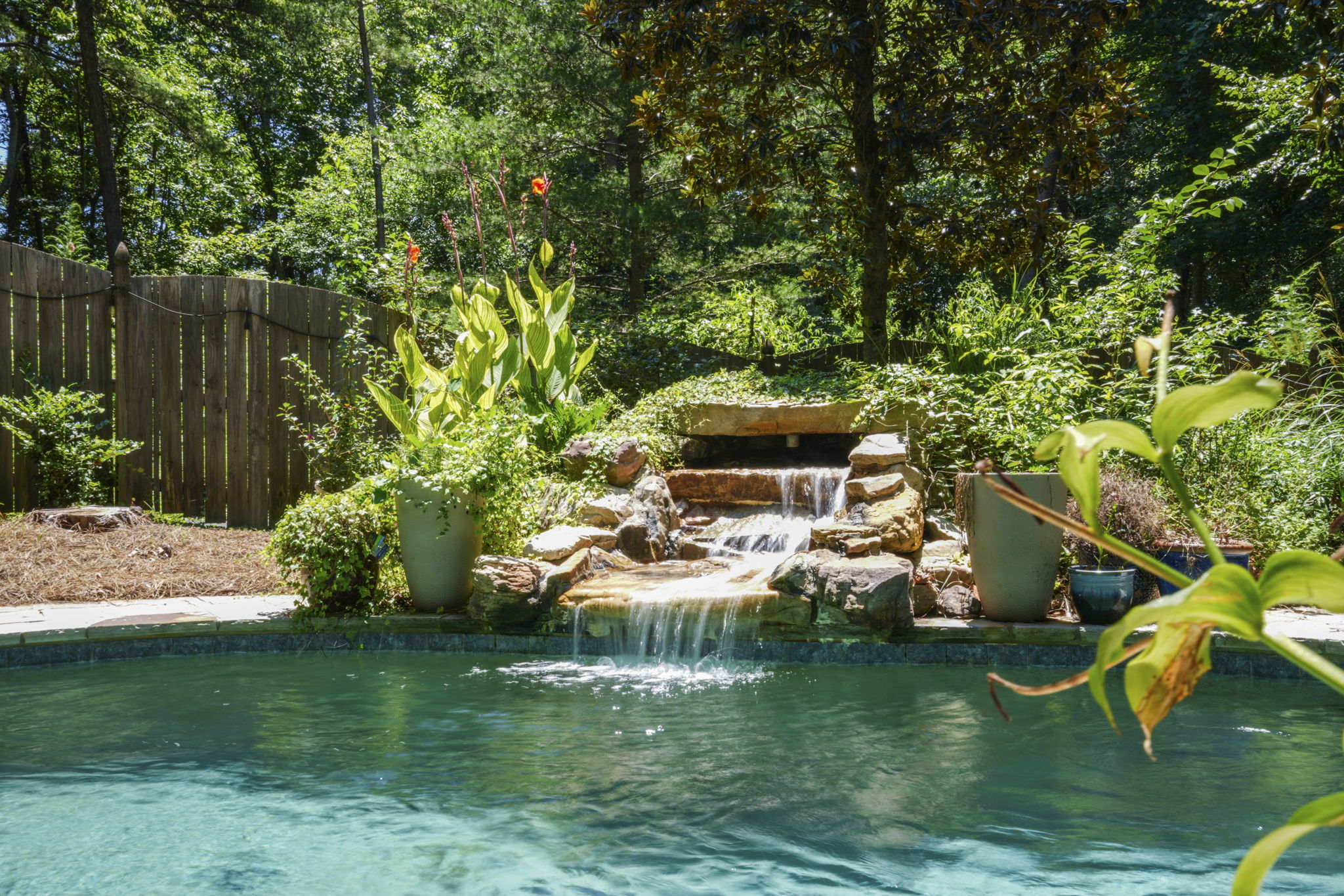 Enjoy your own oasis in your private backyard!