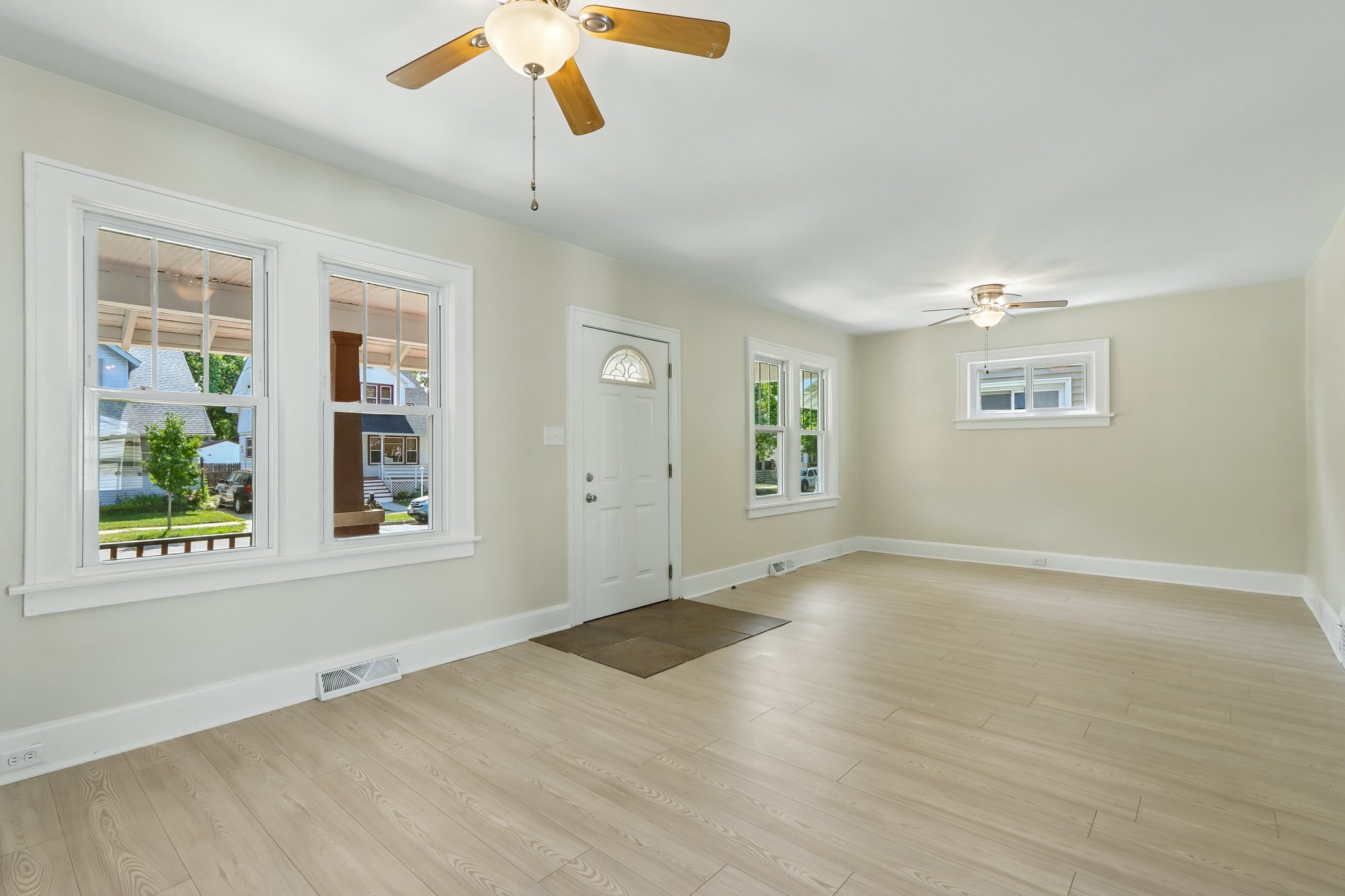 21st Ave-S2307-008.jpg