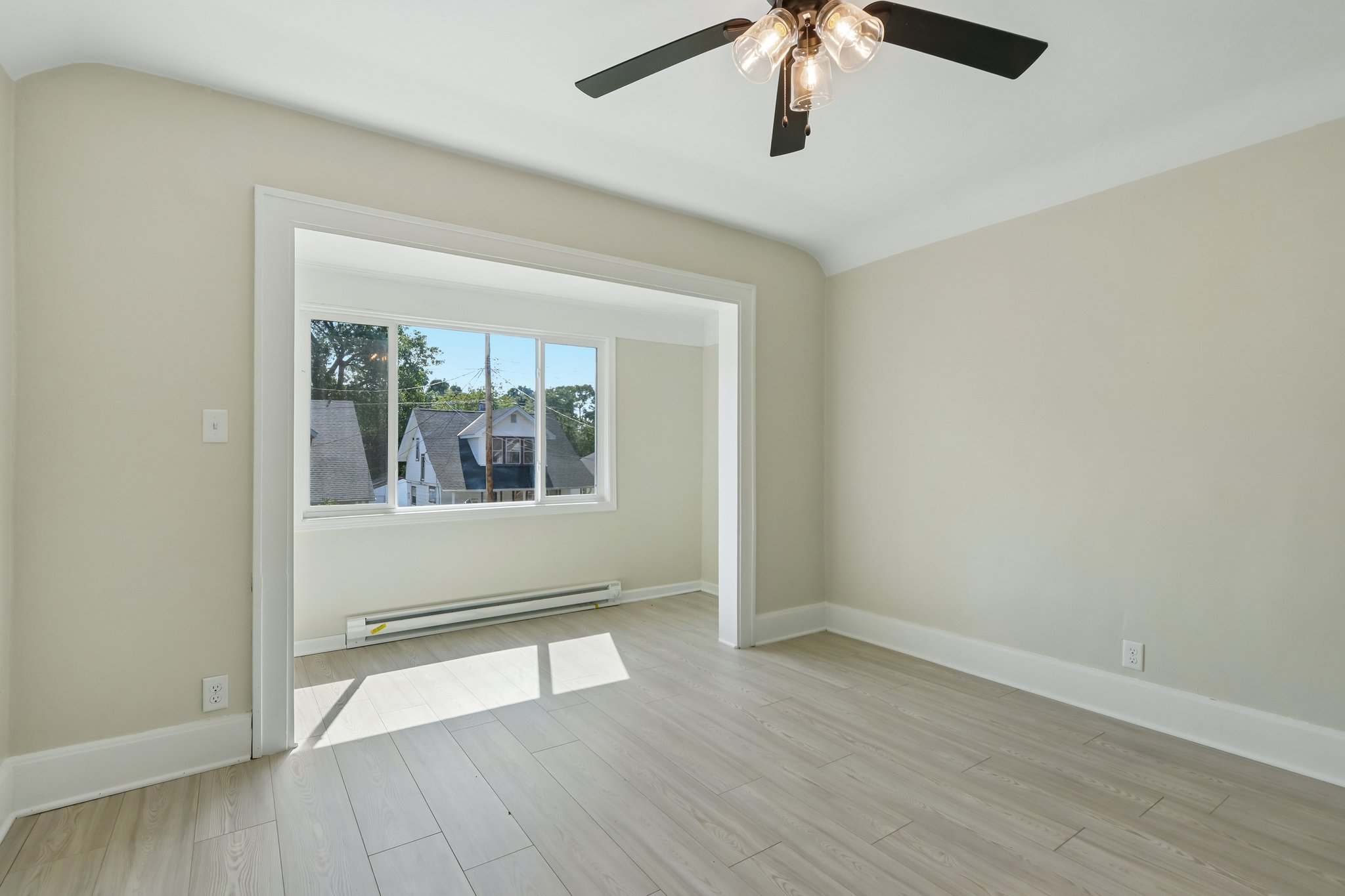 21st Ave-S2307-031.jpg