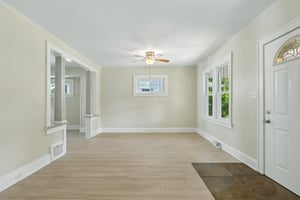 21st Ave-S2307-012.jpg