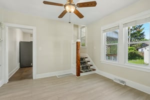21st Ave-S2307-016.jpg