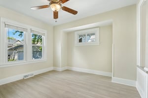 21st Ave-S2307-018.jpg