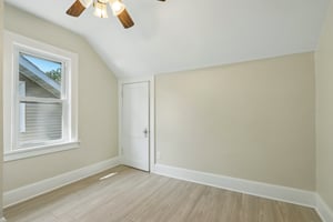 21st Ave-S2307-025.jpg