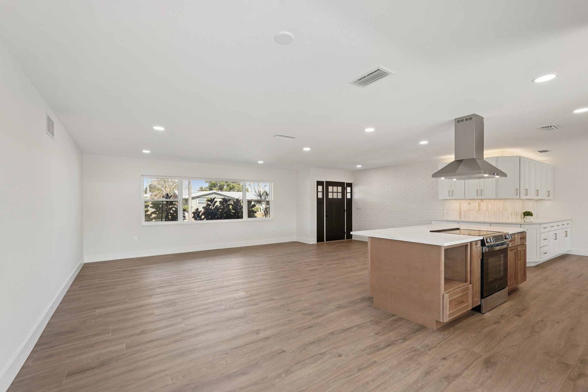 Keystone Dr-L1502-010.jpg