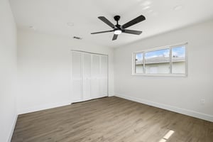 Keystone Dr-L1302-016.jpg