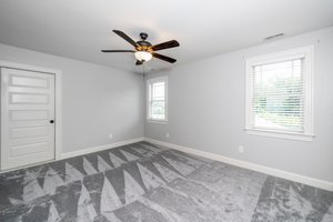  Photo 31