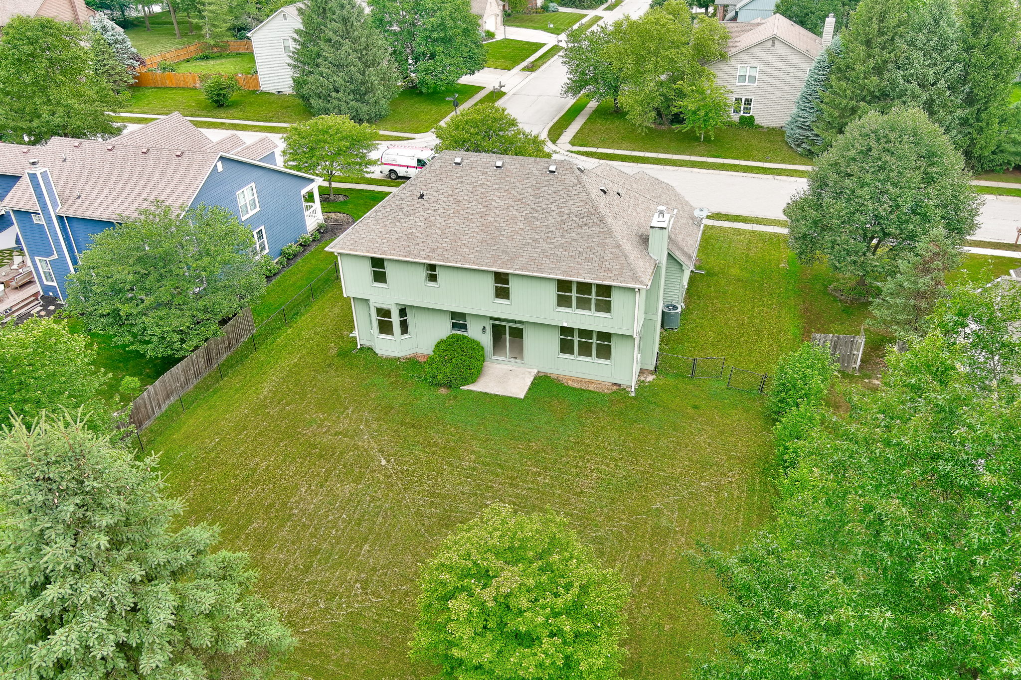 6743 Bluffgrove Dr, Indianapolis, IN 46278, USA Photo 56