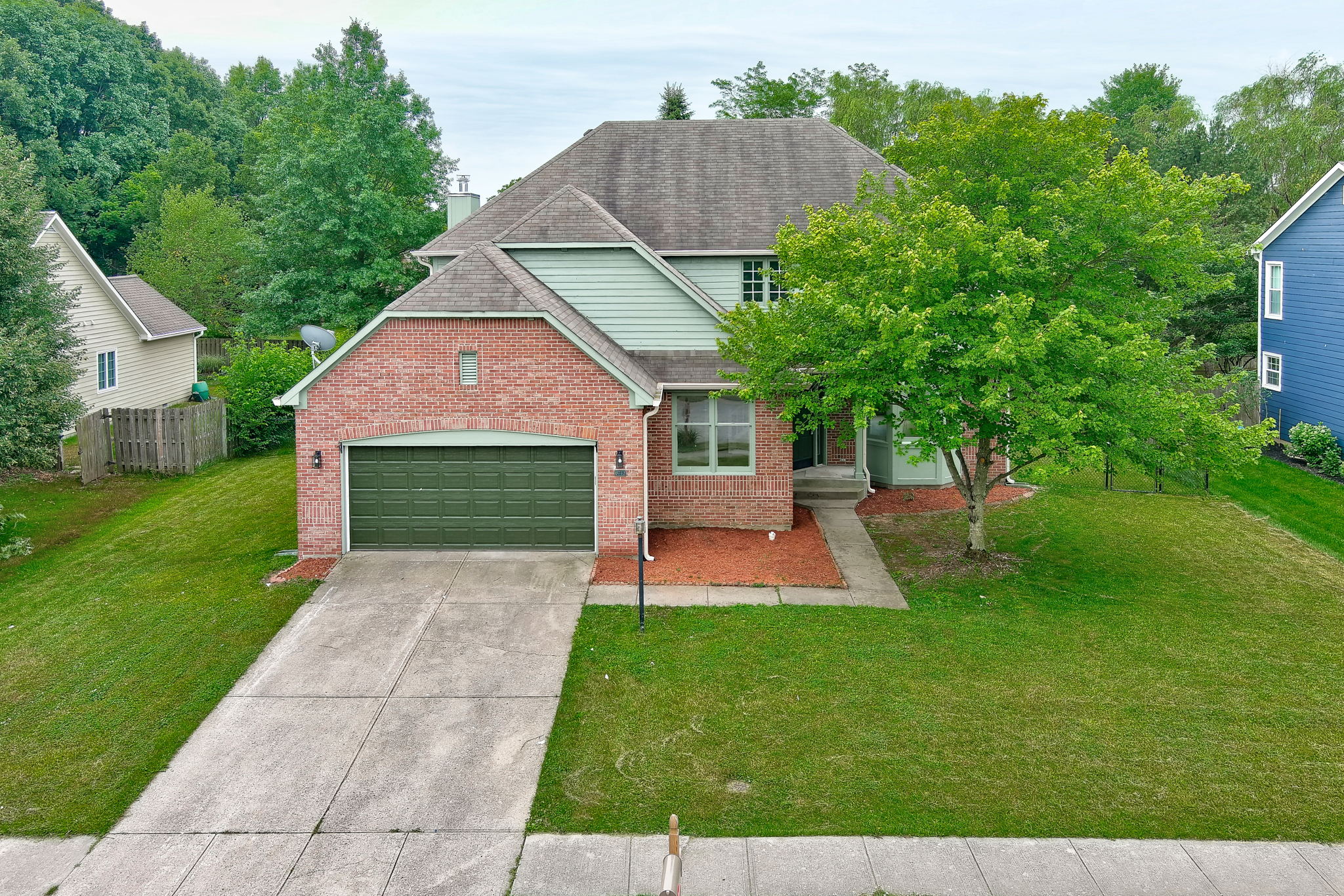 6743 Bluffgrove Dr, Indianapolis, IN 46278, USA Photo 7