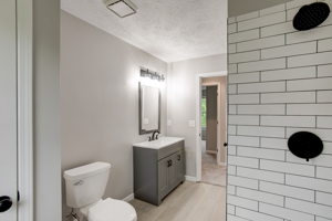 6743 Bluffgrove Dr, Indianapolis, IN 46278, USA Photo 48