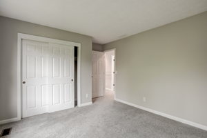 6743 Bluffgrove Dr, Indianapolis, IN 46278, USA Photo 44