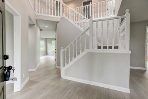 6743 Bluffgrove Dr, Indianapolis, IN 46278, USA Photo 8