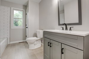 6743 Bluffgrove Dr, Indianapolis, IN 46278, USA Photo 47