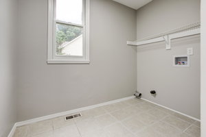 6743 Bluffgrove Dr, Indianapolis, IN 46278, USA Photo 30
