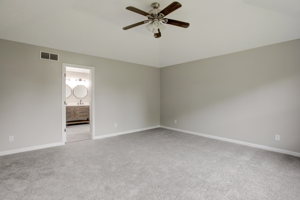 6743 Bluffgrove Dr, Indianapolis, IN 46278, USA Photo 33