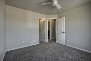  Photo 49