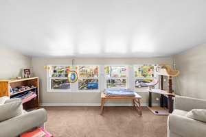 Upper:  Extra room-Sunroom, come enjoy your solitude, reading room and more!