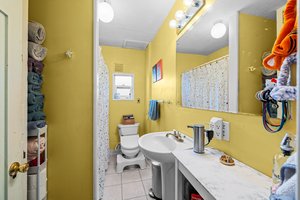 Main: full bath