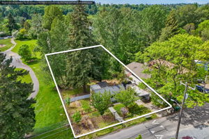 38-print-18th Ave-S0805-036-property_lines