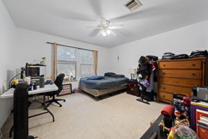  Photo 30