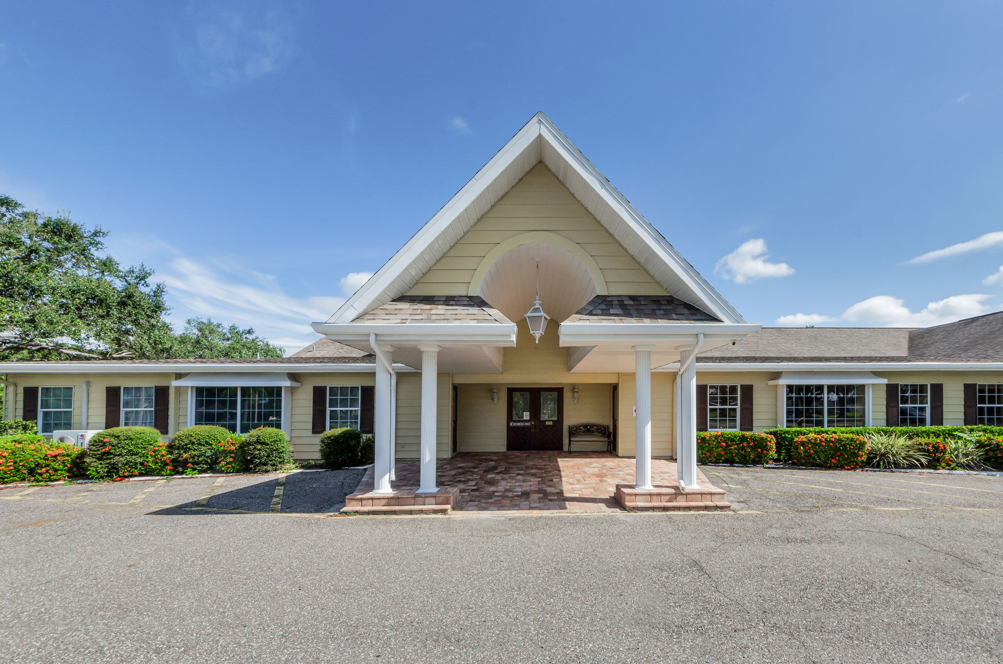 Clubhouse 1