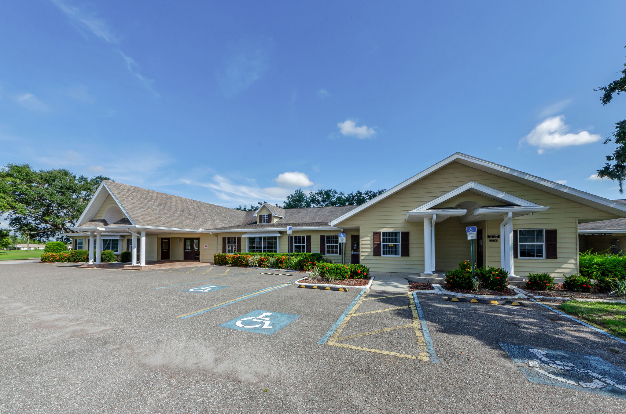 Clubhouse 2