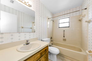 Bathroom 2a