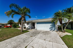 Front Exterior 4