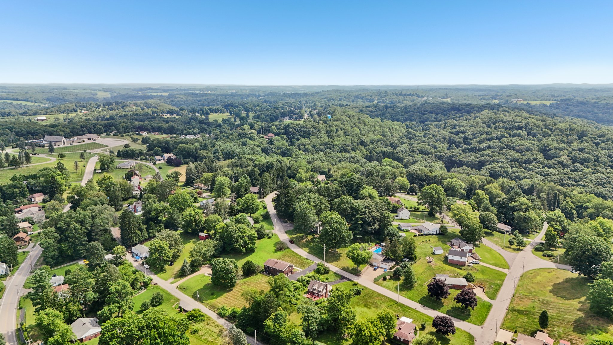 Meadow Ln-S2207-049.jpg