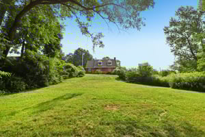 Meadow Ln-S2207-036.jpg