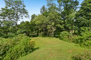 Meadow Ln-S2207-038.jpg