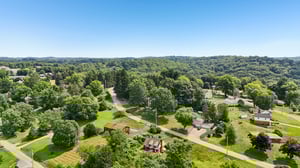Meadow Ln-S2207-042.jpg
